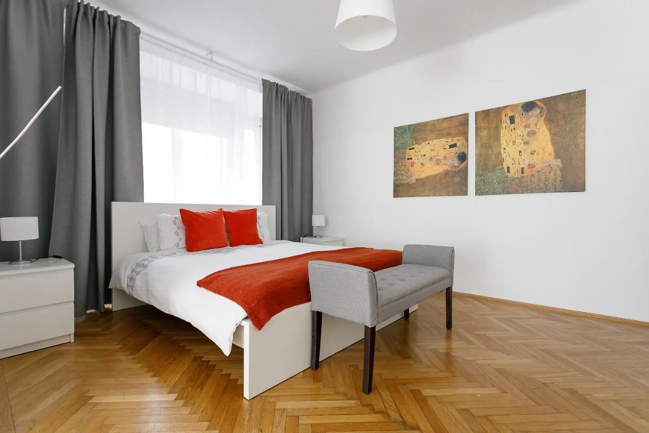 Apartment City Centre Klimts Balcony Vienna Austria